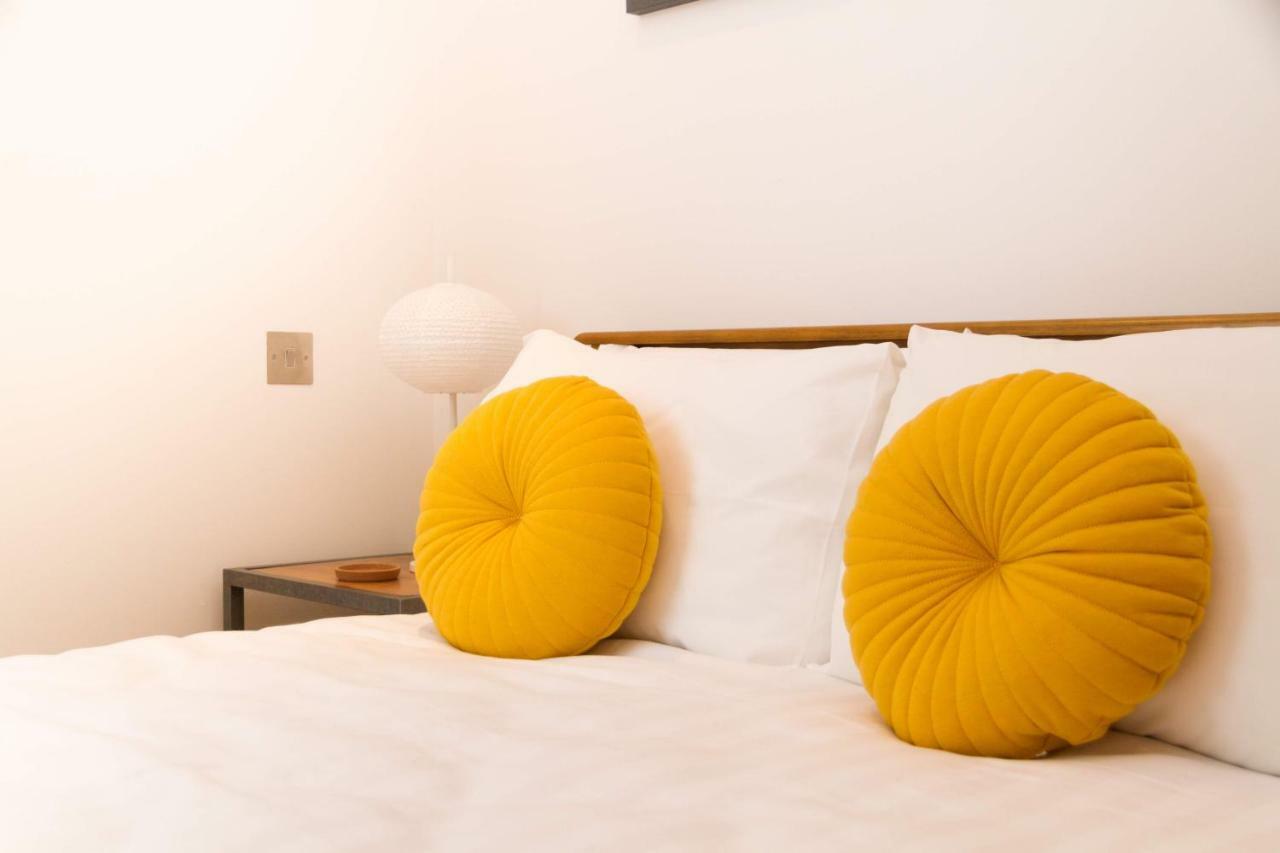 2 Bed Apartment At Quartermile Единбург Екстериор снимка